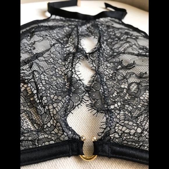 BRAND NEW VERY SEXY COLLECTION LACY VS BRALETTE! - Picture 2 of 9